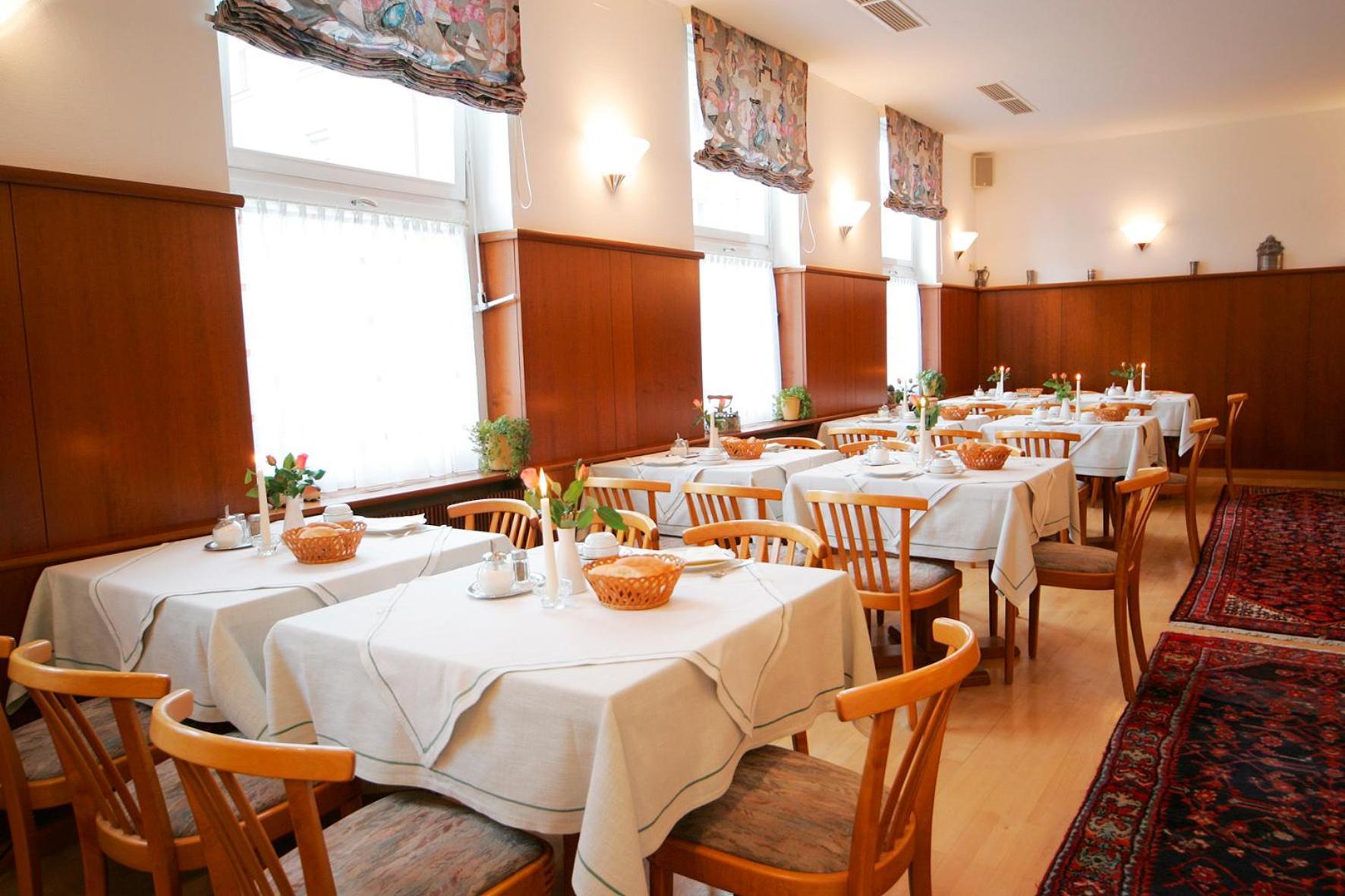 Hotel Hirschen 3*